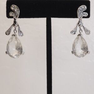 Nina Ricci Elegant Silver Drop Earrings